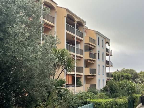 Offres de vente Appartement Hyères 83400